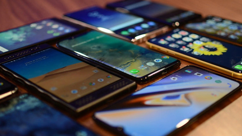 Cep telefonu kayıt harcı 500 TL’den 618 TL’ye çıkacak