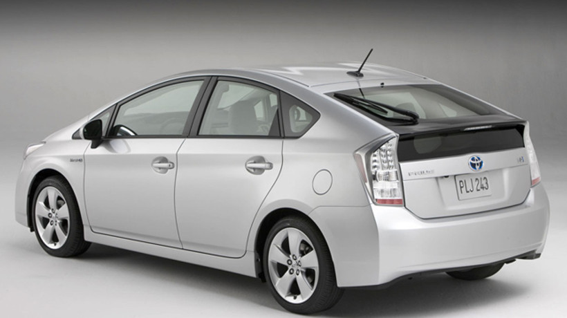 Toyota'dan hybrid şok!