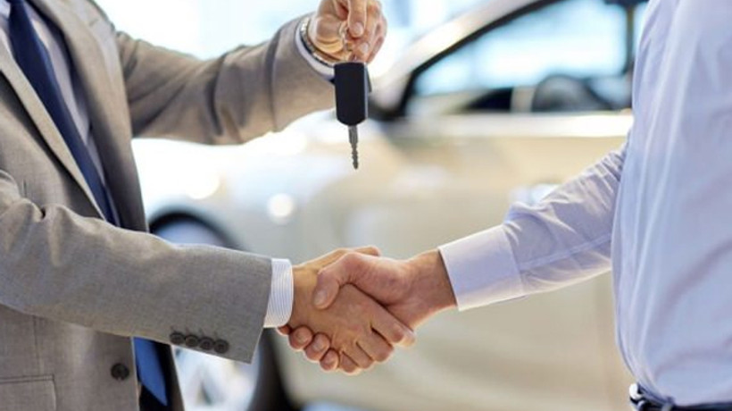 Sıfır araç aldı hayatının şokunu yaşadı!