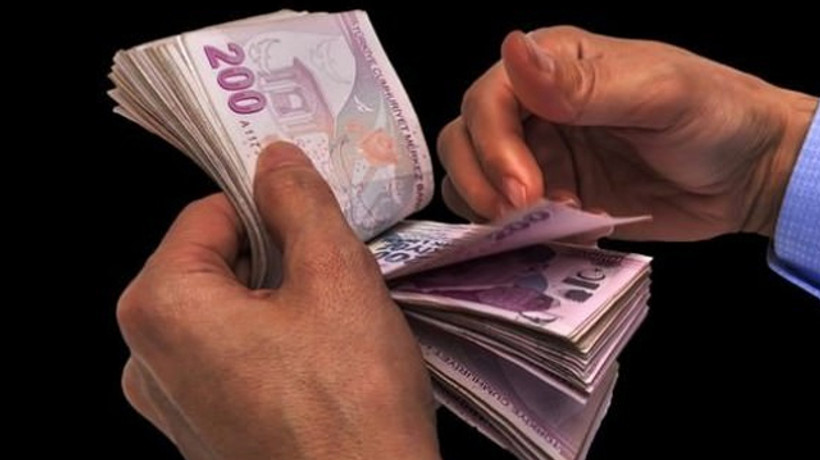 Maaşı düşene tazminat