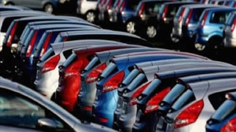 Otomobilde kampanya yarışı!