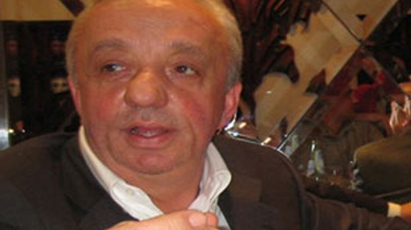 Tapelerde geçen iki işadamına takipsizlik