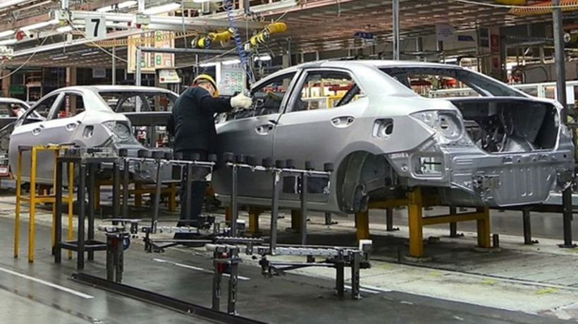 Otomotiv üretimi 8 ayda yüzde 11 azaldı