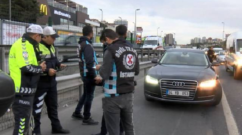 İstanbul'da ilk gün bilançosu: 63 çakarlı araç yakalandı