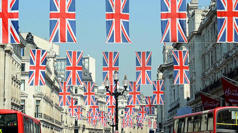 İngiltere ekonomisi Ağustos'ta hız kesti