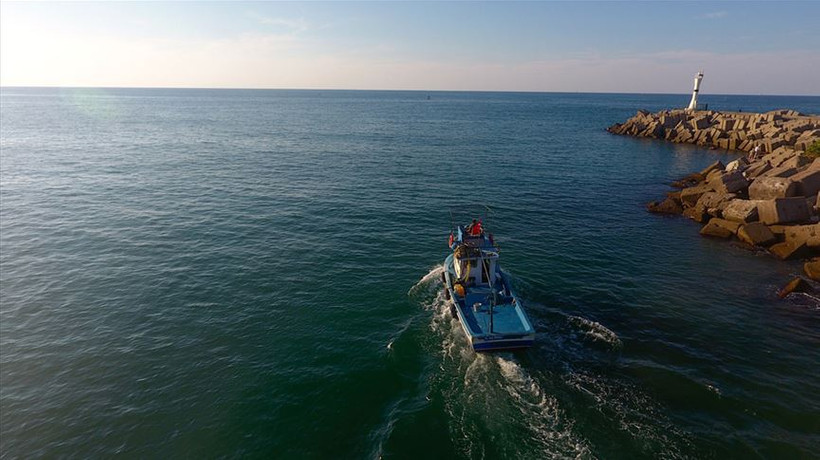 Balıkçılar Karadeniz hamsisini bekliyor