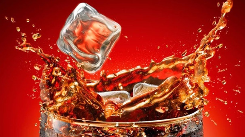 Kola şişesinde 'Sağlığa zararlıdır' yazacak