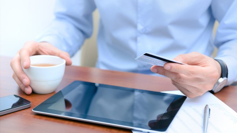 Kredi kartlarına flaş düzenleme!