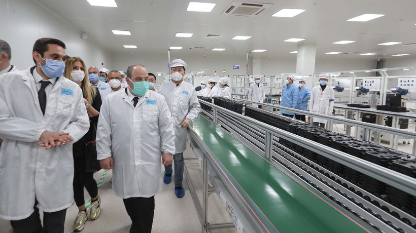 Bakan Varank: Xiaomi'nin fabrikasında 2 bin kişi istihdam edilecek