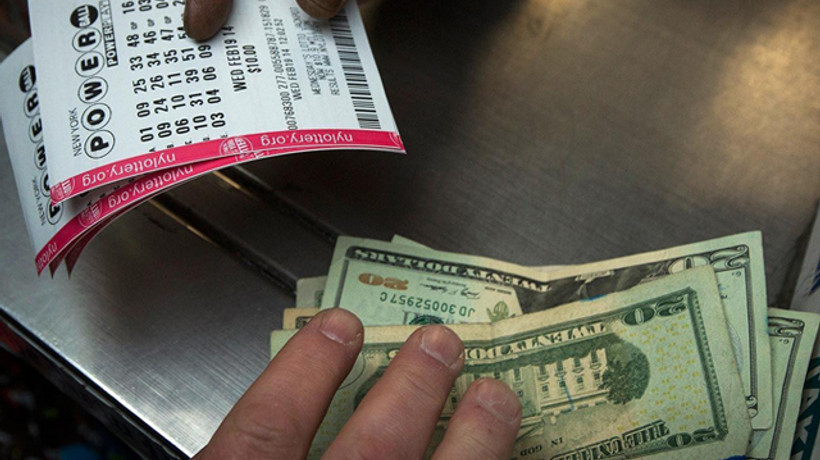 1 milyon doları çöpe attılar