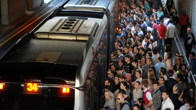 Metrobüse zam geliyor!