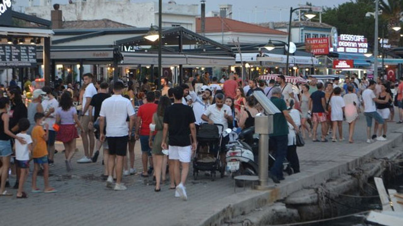 Ayvalık'ta bayram yoğunluğu