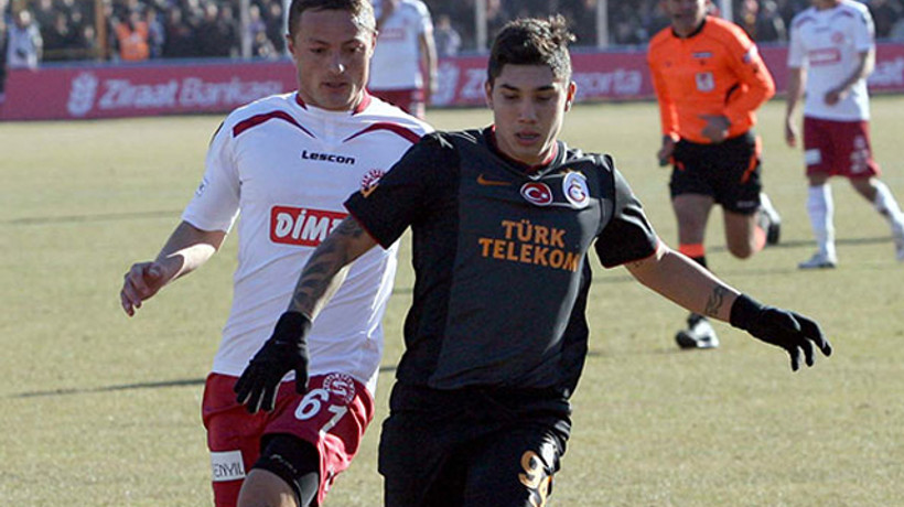 Galatasaray'da flaş ayrılık!