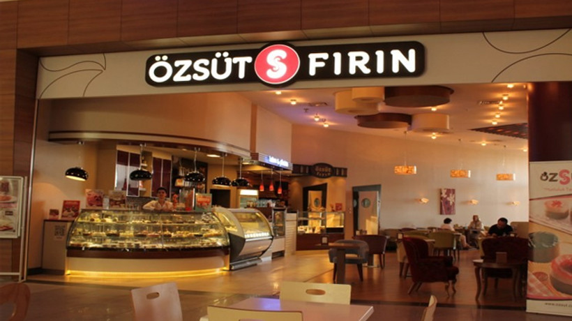 76 yıllık tatlıcıyı Araplar aldı