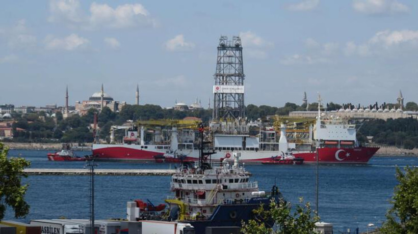 Yavuz sondaj gemisi Haydarpaşa Limanı'na demirledi