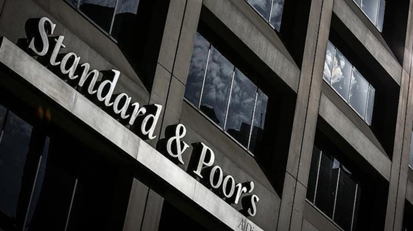 S&P Türkiye'nin kredi görünümünü negatife çevirdi