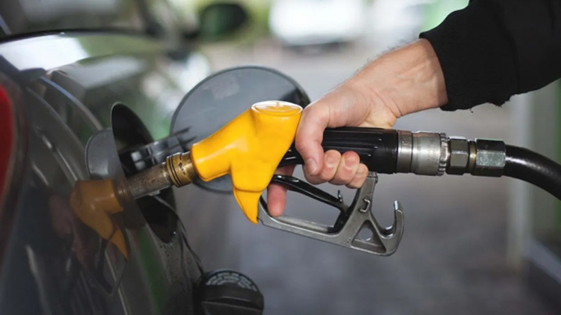 Gece yarısından itibaren tüm akaryakıt gruplarına zam