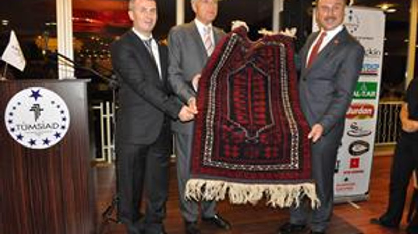 DEİK Başkanı Yırcalı: Sıkıntılara rağmen Türkiye bu yıl yüzde 5 büyüyecek