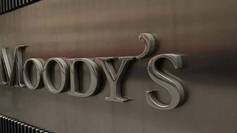 Moody's Rusya'nın kredi notunu düşürdü