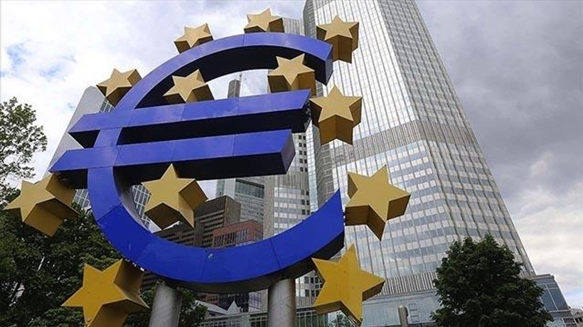 ECB: Euro Bölgesi yavaş büyüme ve yüksek enflasyonla karşı karşıya