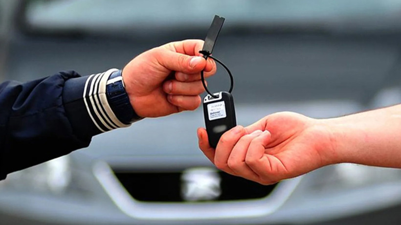 Bankalarda haciz stokları tükendi: Ödemede zorlanan aracını ucuza satıyor