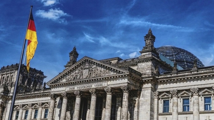 Alman hükümeti enflasyona karşı 65 milyar euroluk yardım paketini devreye soktu