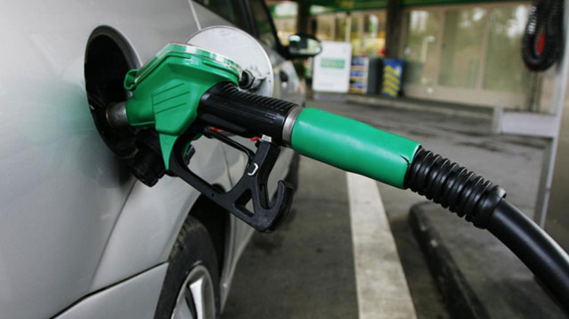 Benzinde 20 kuruşluk indirim göründü