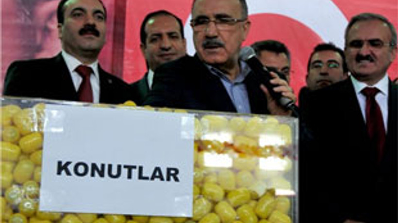 TOKİ'DE KURA HEYECANI