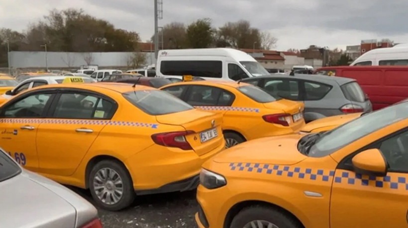 İstanbul'daki otoparklarda taksi yoğunluğu