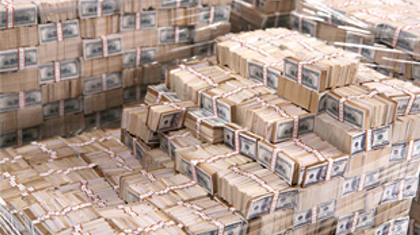 37 yabancı 720 milyon doları Deniz'e attı!