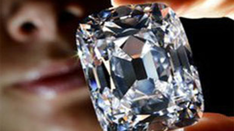 76 karatlık elmas ne kadara satıldı?