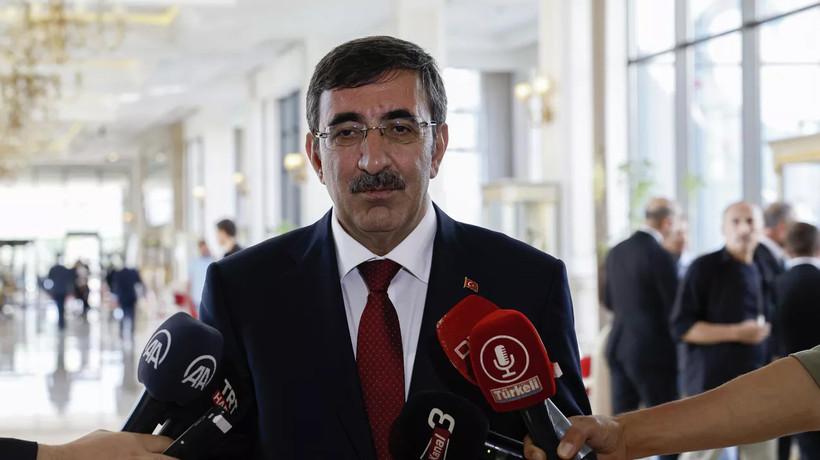 Cevdet Yılmaz, büyüme tahminlerini açıkladı: Memuru, işçiyi ve emekliyi enflasyona ezdirmeyeceğiz