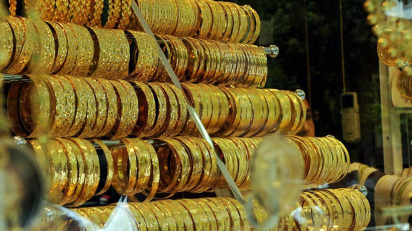 Altın düşüşünü sürdürdü