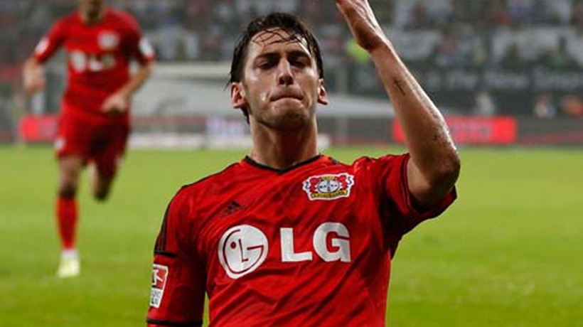 Hakan Çalhanoğlu ağır hakarete maruz kaldı!