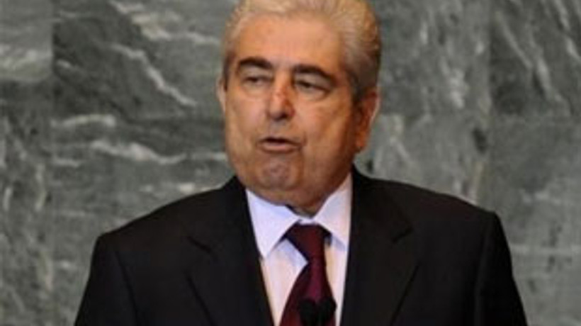 İşçilere durumu anlatırken gözyaşlarını tutamadı