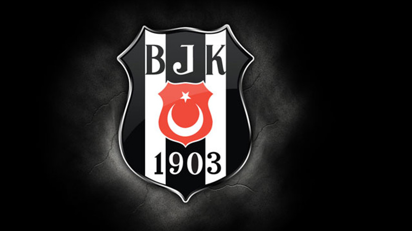 Beşiktaş'ta 4 oyuncuyla sözleşme yenilendi