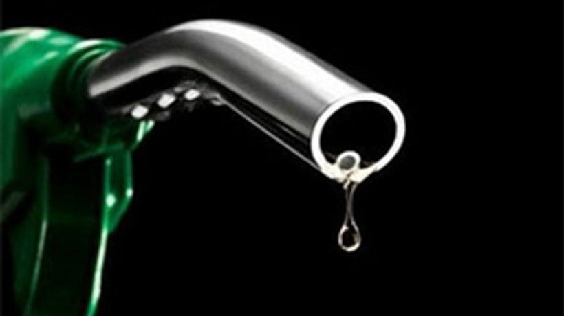 Petrol 2013'te sudan ucuz olabilir!