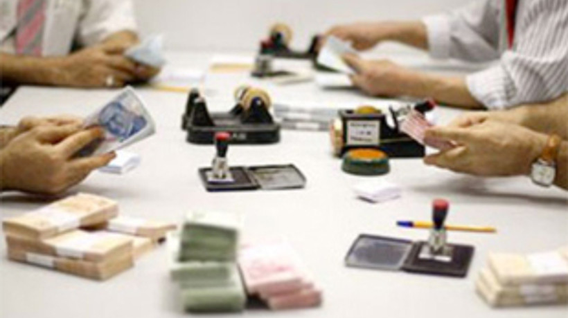 Memurlar 2013'te enflasyon zammı alacak