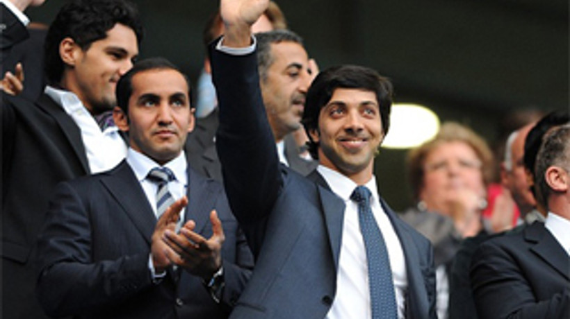 Para babalarına Ada'da isyan