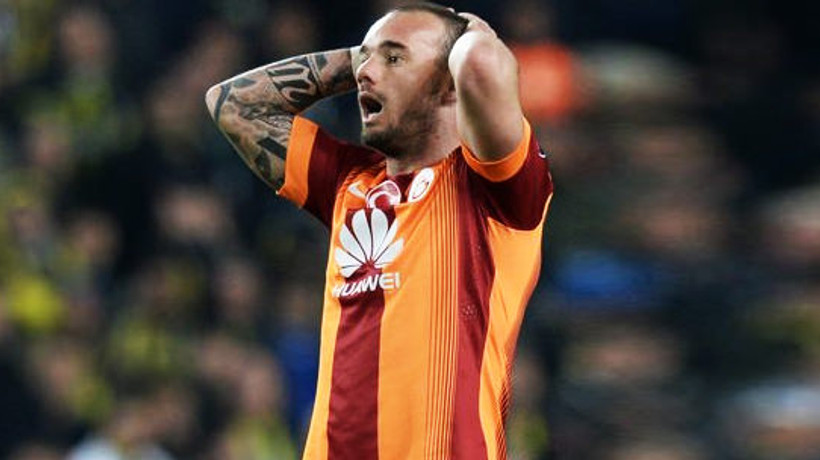 Sneijder'e fena patladılar! 'Tiksinti verici'