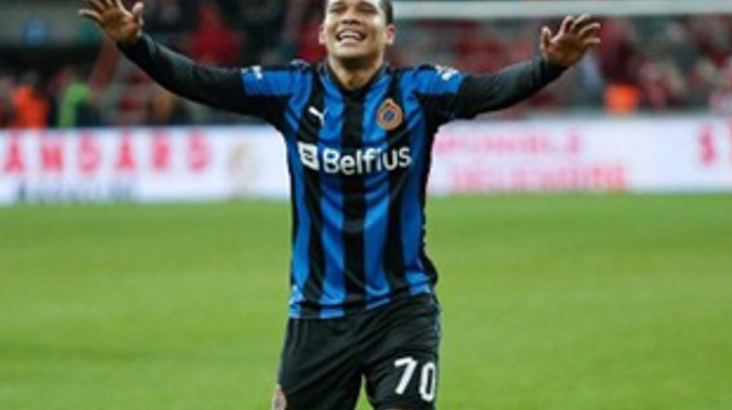 17 maçta 17 gol atan Carlos FB'ye geliyor