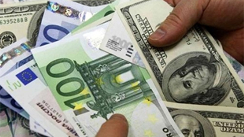 Euro yükseldi, dolar düştü