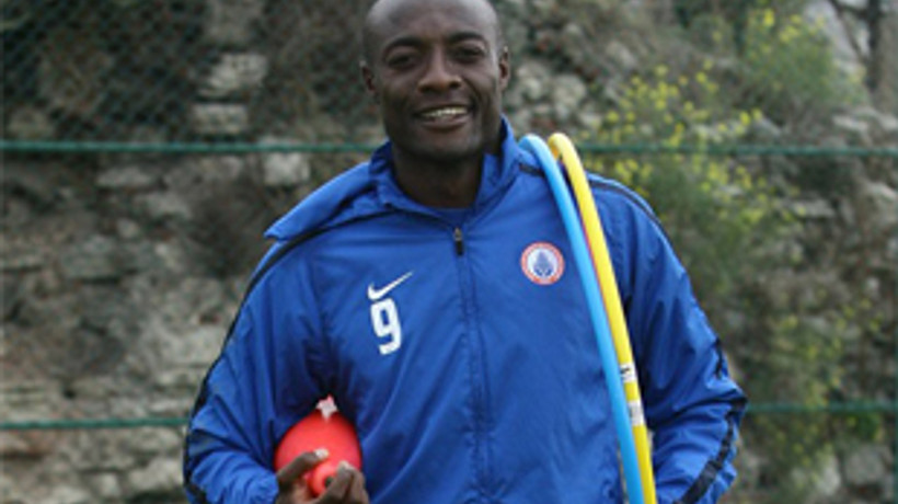 Webo her an Fenerbahçe'ye imza atabilir