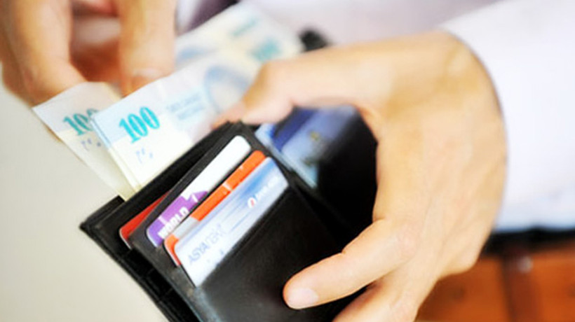 Sözleşmeli askerlere dudak uçuklatan maaş