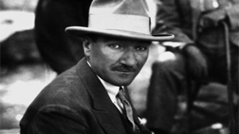 Atatürk'ün torunları miras konusunda ısrarlı!