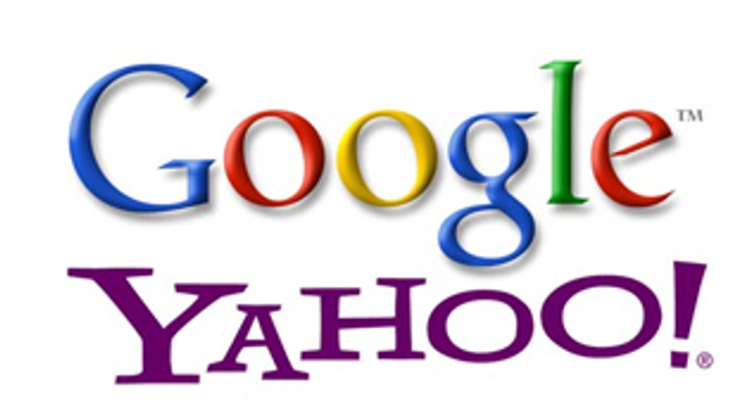 Yahoo bükemediği eli öptü!