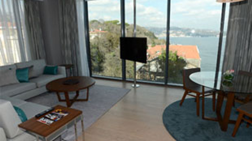 Tarabya Oteli yeniden açıldı