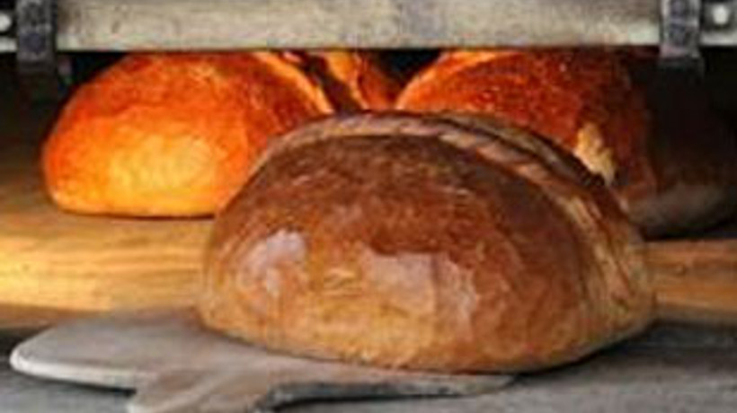 ‘Bayat ekmeği getir, tazesini götür’