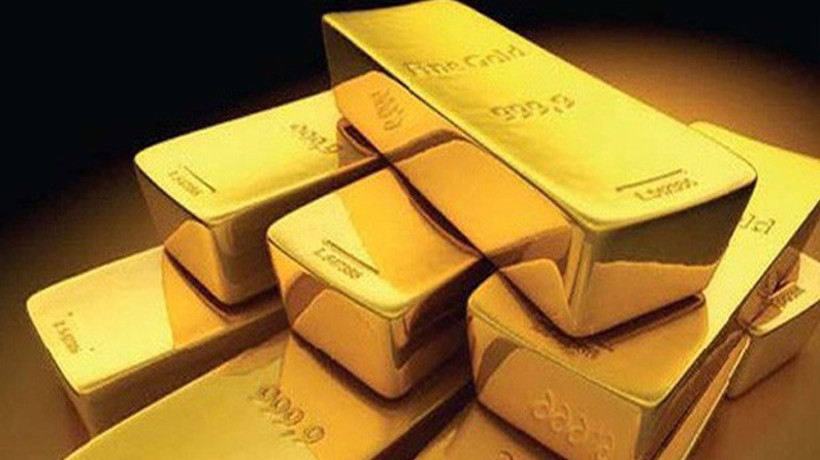 Altının ons fiyatı son 1 yılda 1080 dolara kadar geriledi