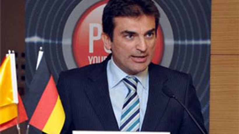 Yalçıntaş: Türkiye Enver Abi'yi unutmayacak